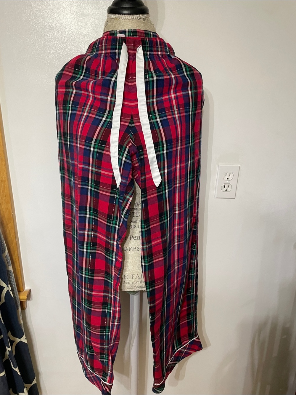 Victoria's Secret Red Plaid pajama set - Picture 5 of 6